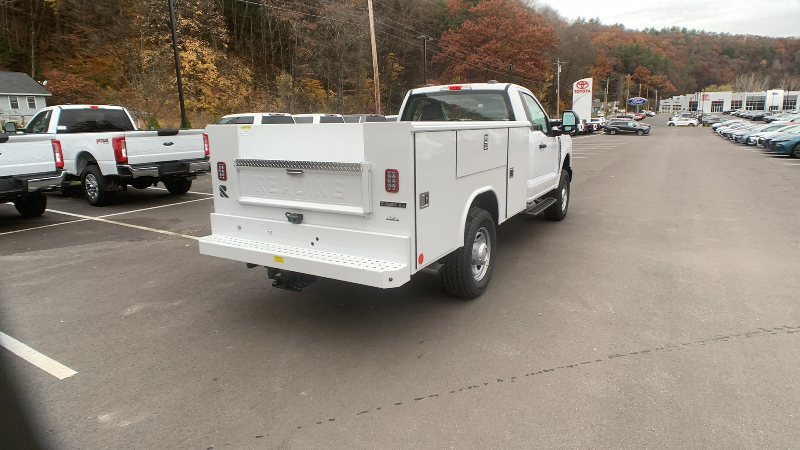 2024 Ford Super Duty F-350 SRW XL 3