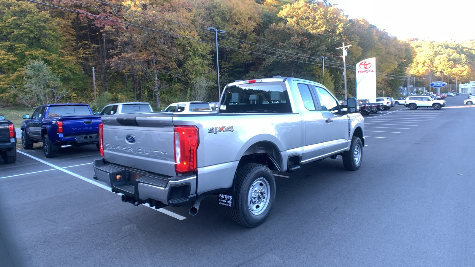 2024 Ford Super Duty F-250 SRW XL 3