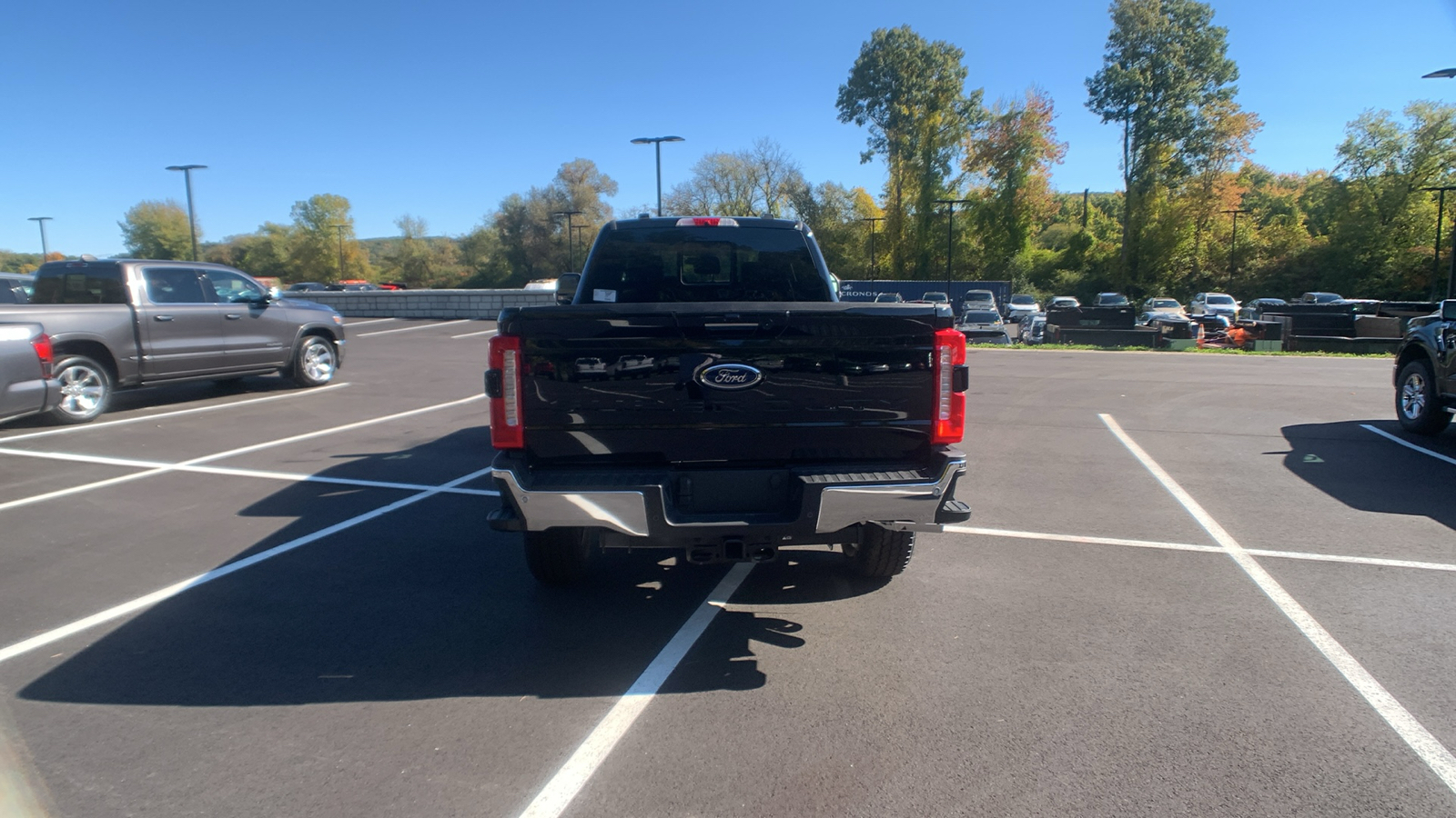 2024 Ford Super Duty F-350 SRW LARIAT 4