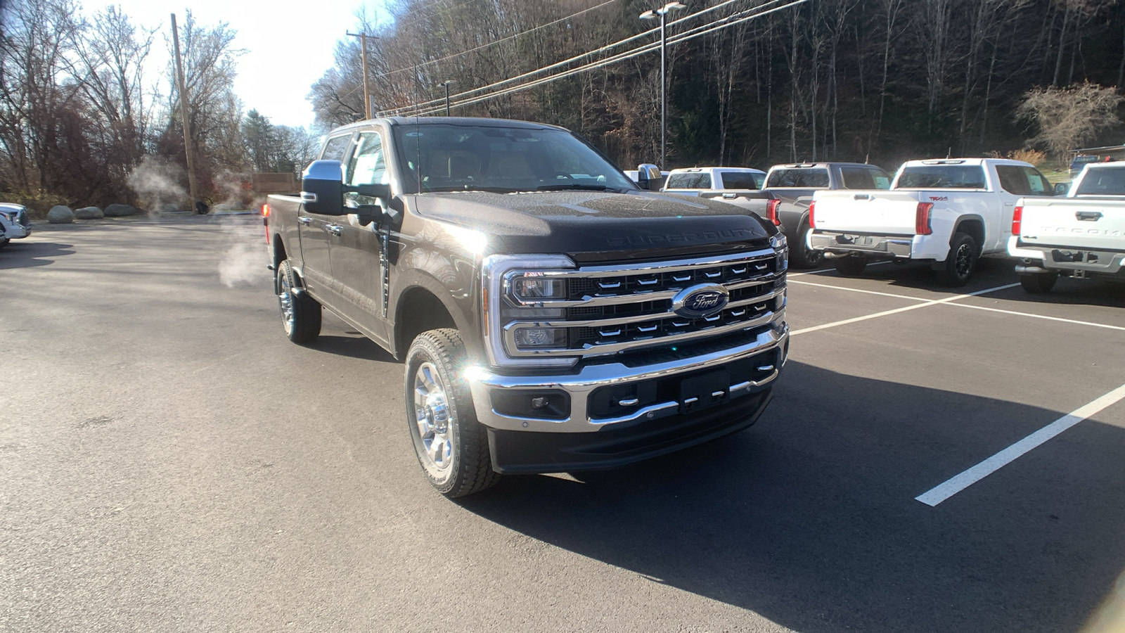 2024 Ford Super Duty F-350 SRW LARIAT 1