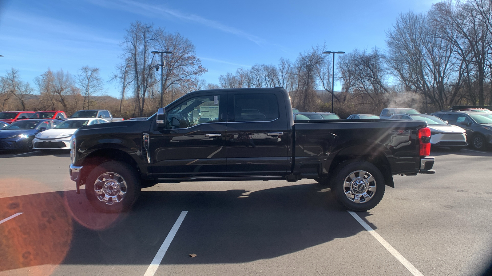 2024 Ford Super Duty F-350 SRW LARIAT 6