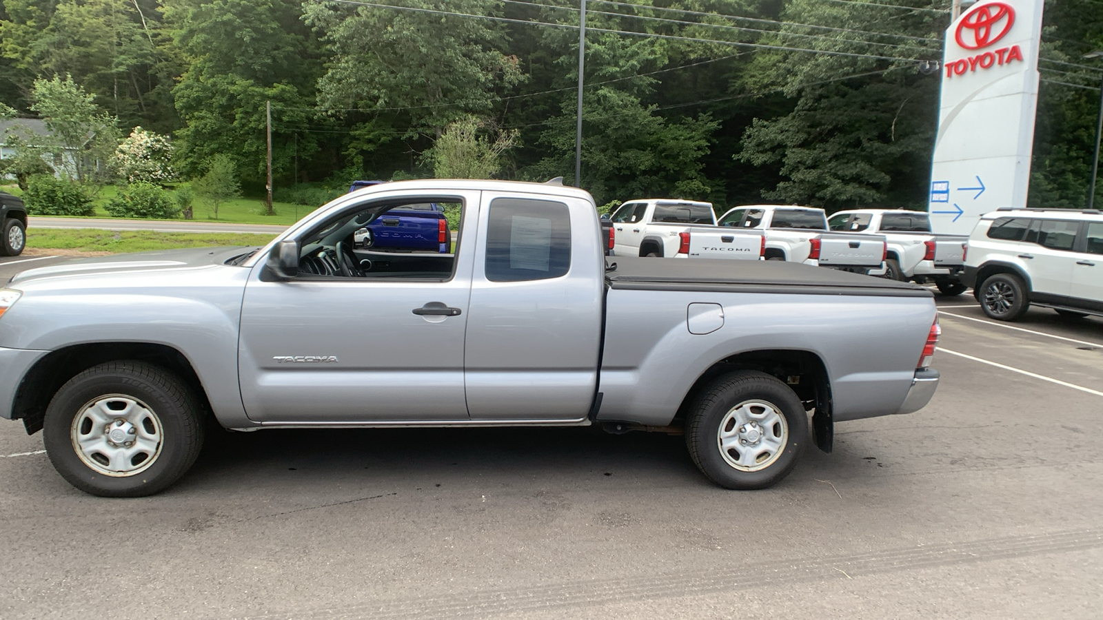 2015 Toyota Tacoma  6