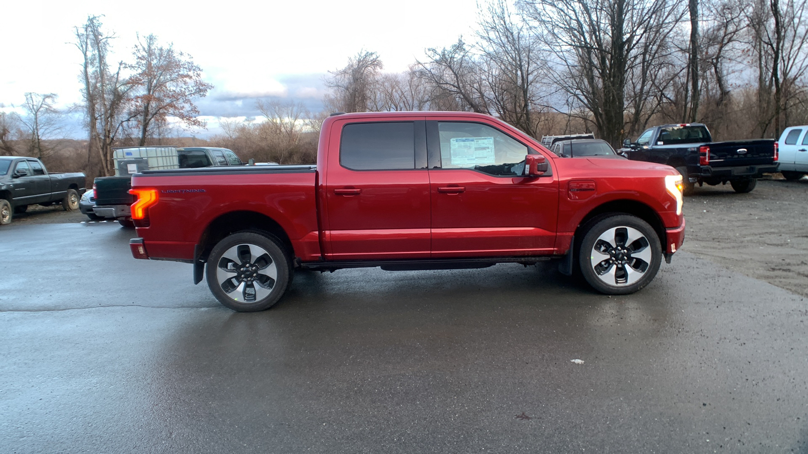 2023 Ford F-150 Lightning Platinum 2