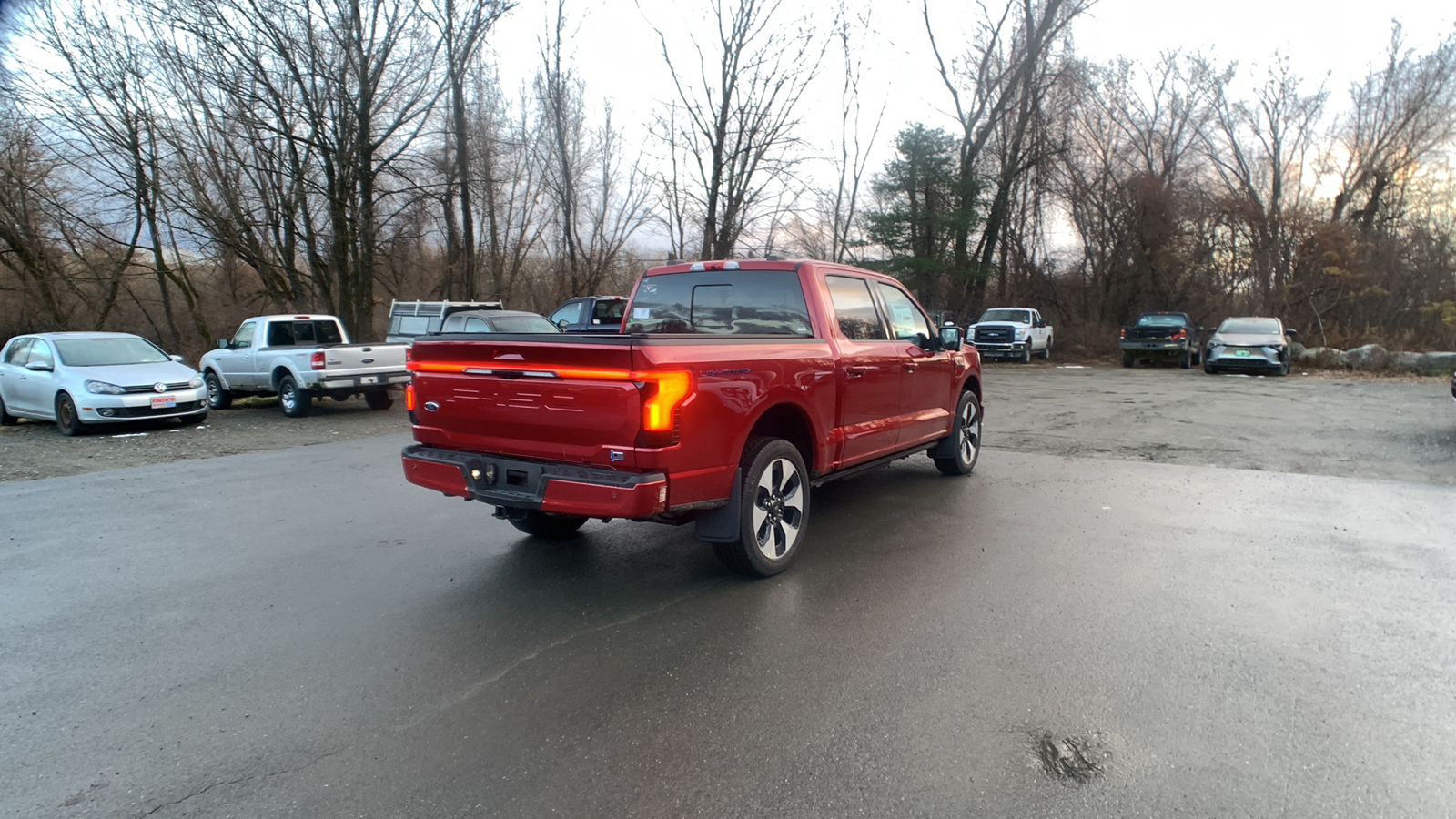 2023 Ford F-150 Lightning Platinum 3