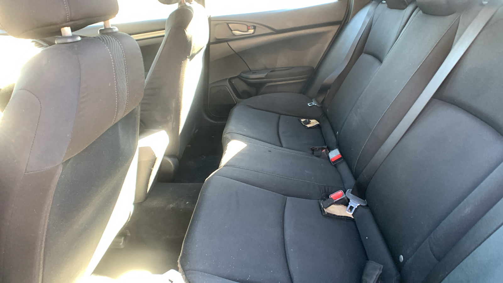 2018 Honda Civic Hatchback LX 20