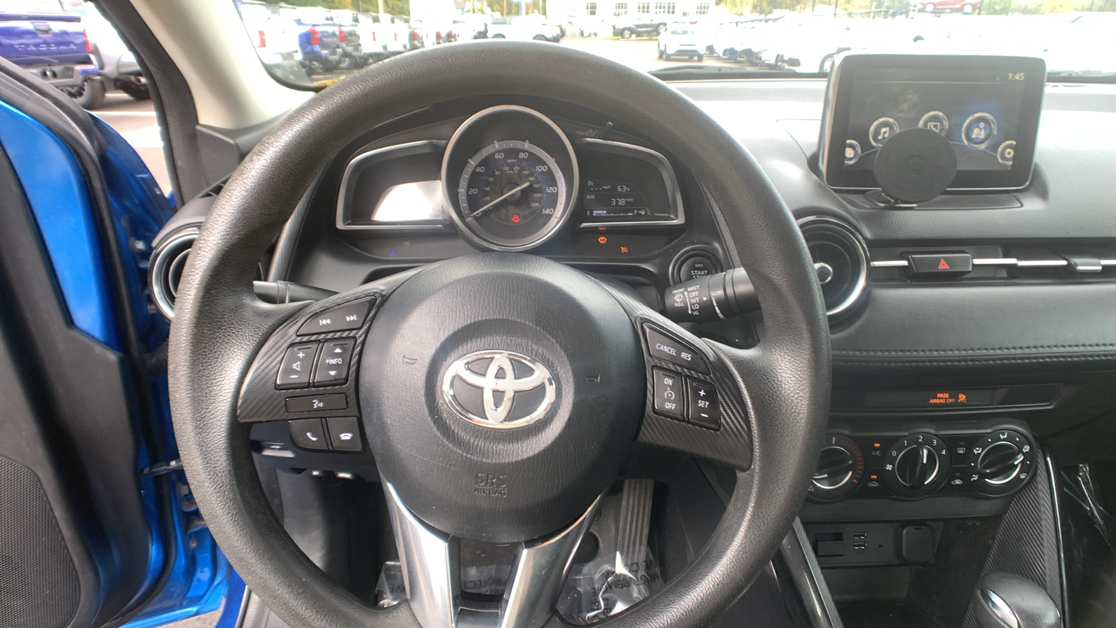 2018 Toyota Yaris iA  12