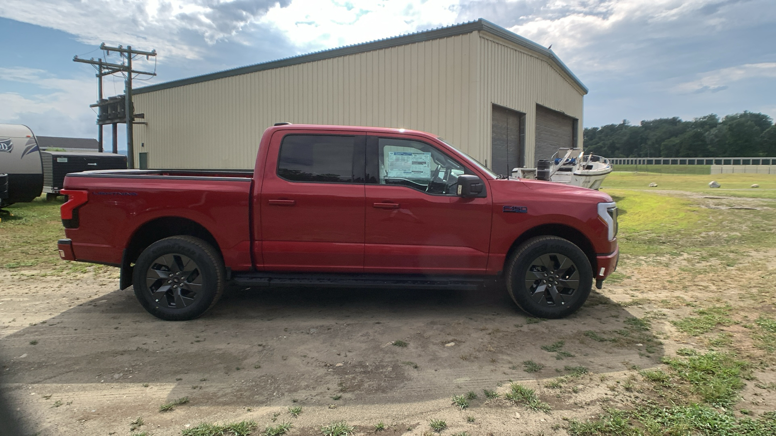 2024 Ford F-150 Lightning Flash 2