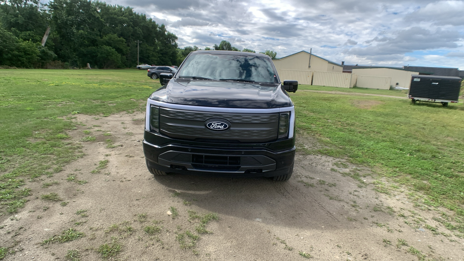 2024 Ford F-150 Lightning LARIAT 8