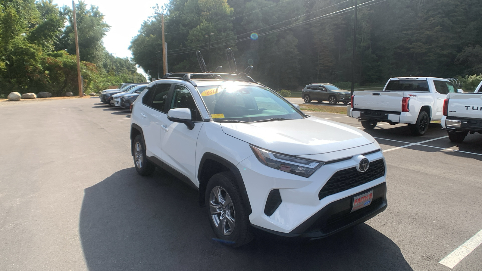 2022 Toyota RAV4 XLE 1