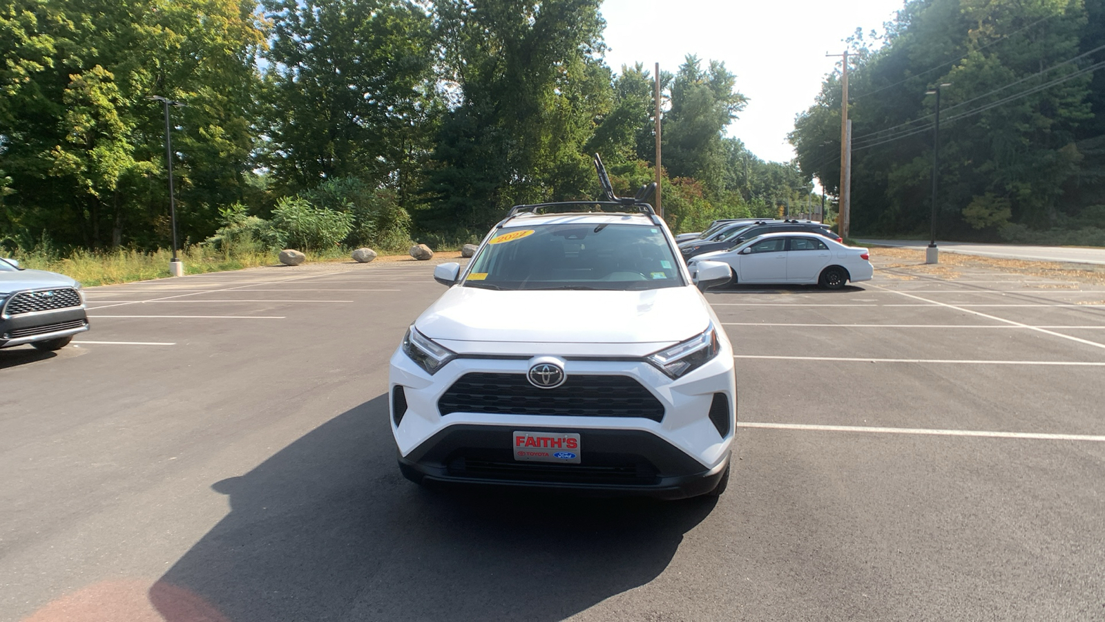 2022 Toyota RAV4 XLE 8