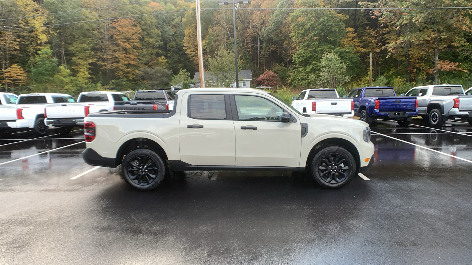 2024 Ford Maverick XLT 2