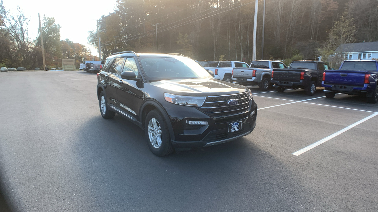 2022 Ford Explorer XLT 2