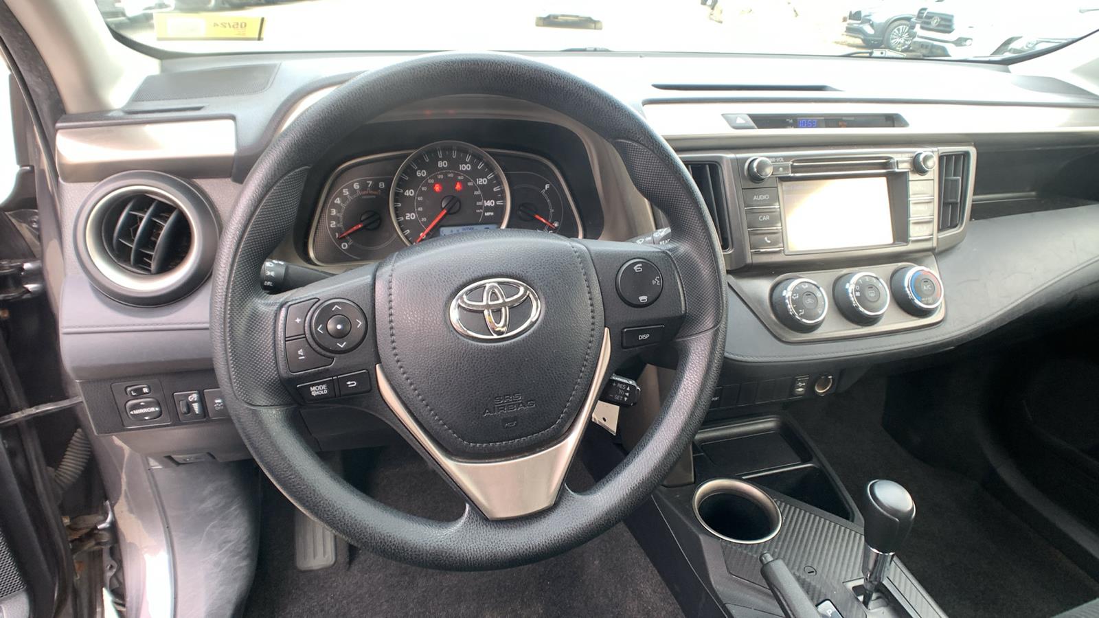 2015 Toyota RAV4 LE 2