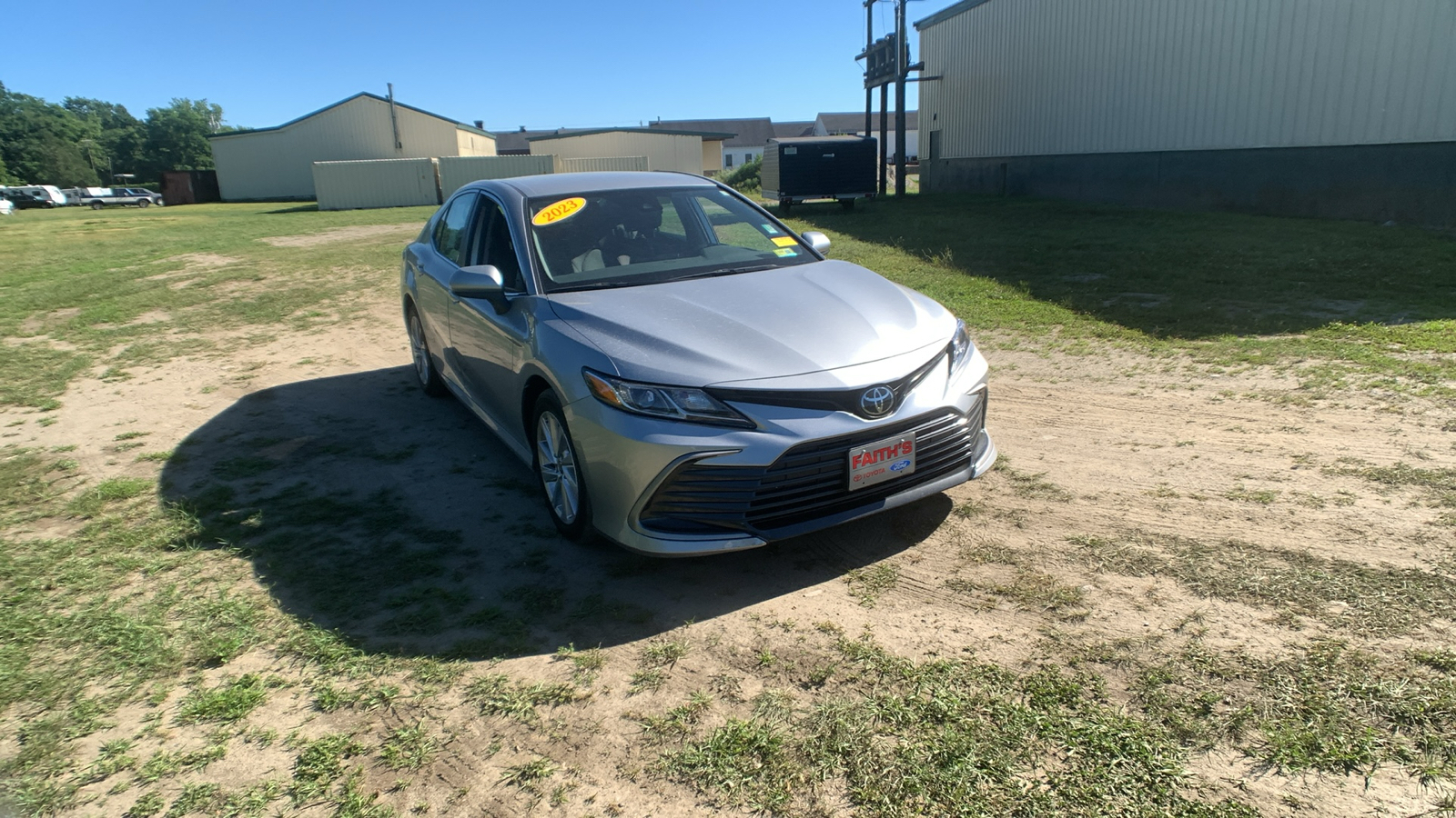 2023 Toyota Camry LE 1