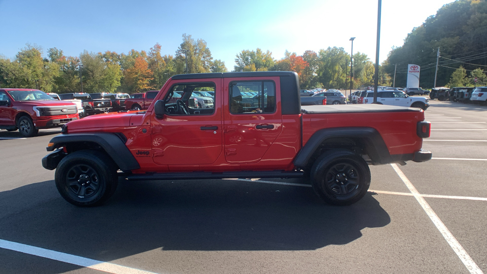 2023 Jeep Gladiator Sport 6