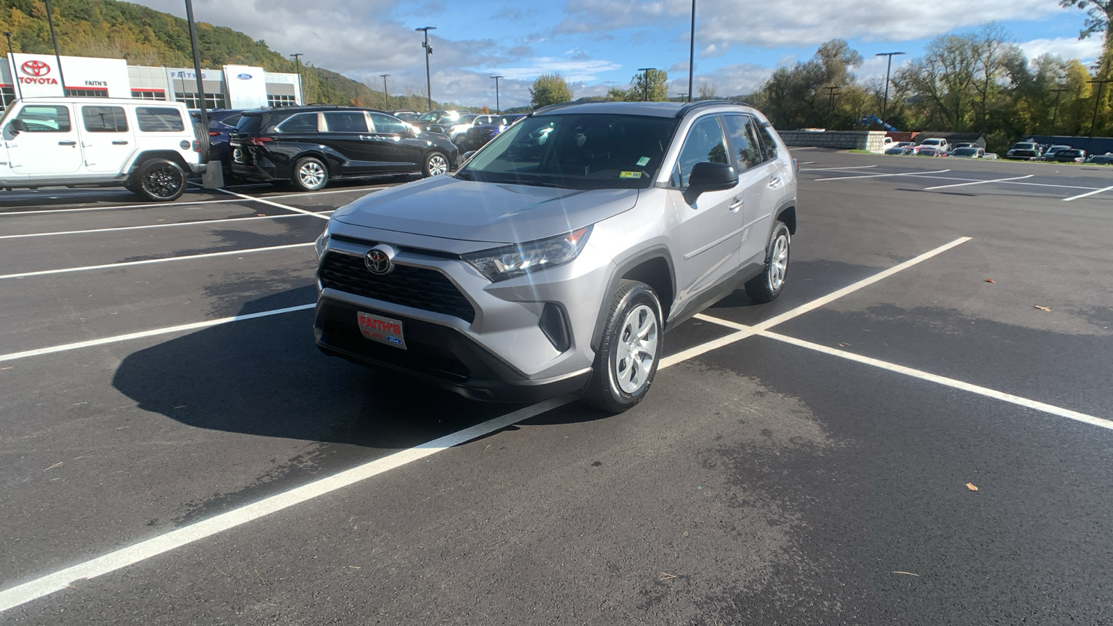 2021 Toyota RAV4 LE 1