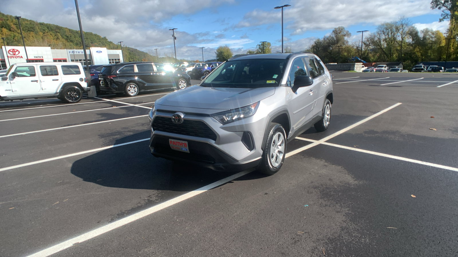 2021 Toyota RAV4 LE 9