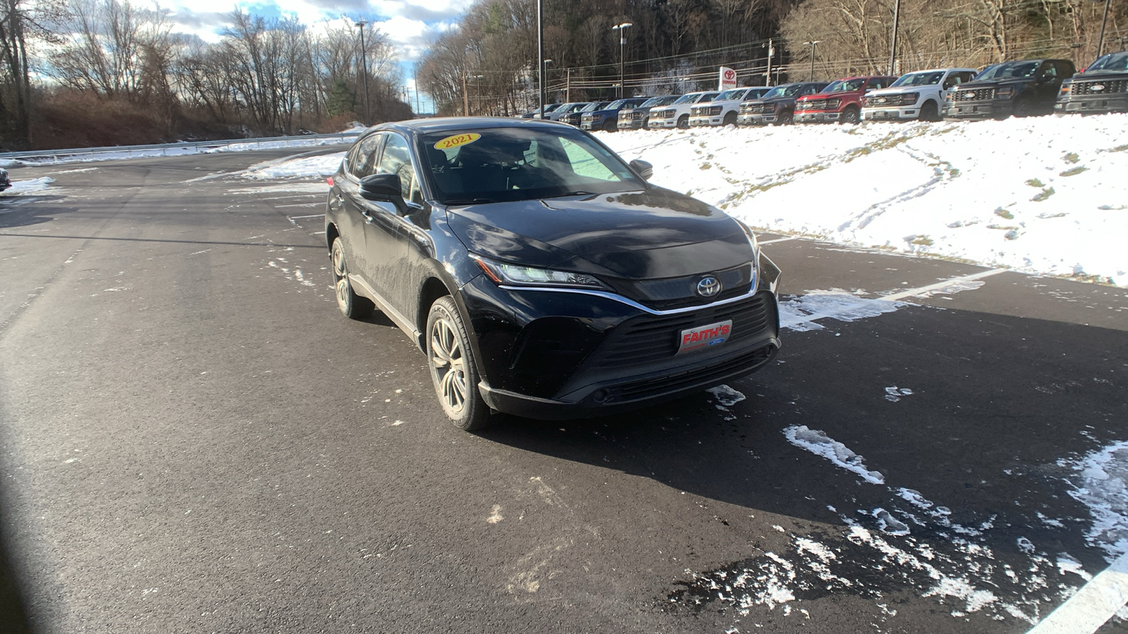 2021 Toyota Venza LE 1