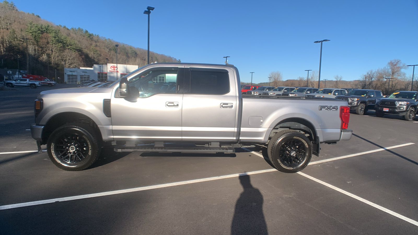 2022 Ford Super Duty F-250 SRW LARIAT 6