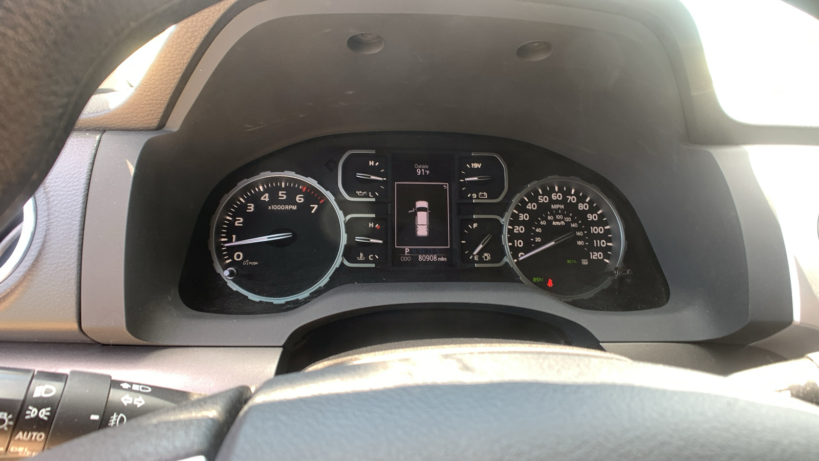 2019 Toyota Tundra 4WD SR5 24