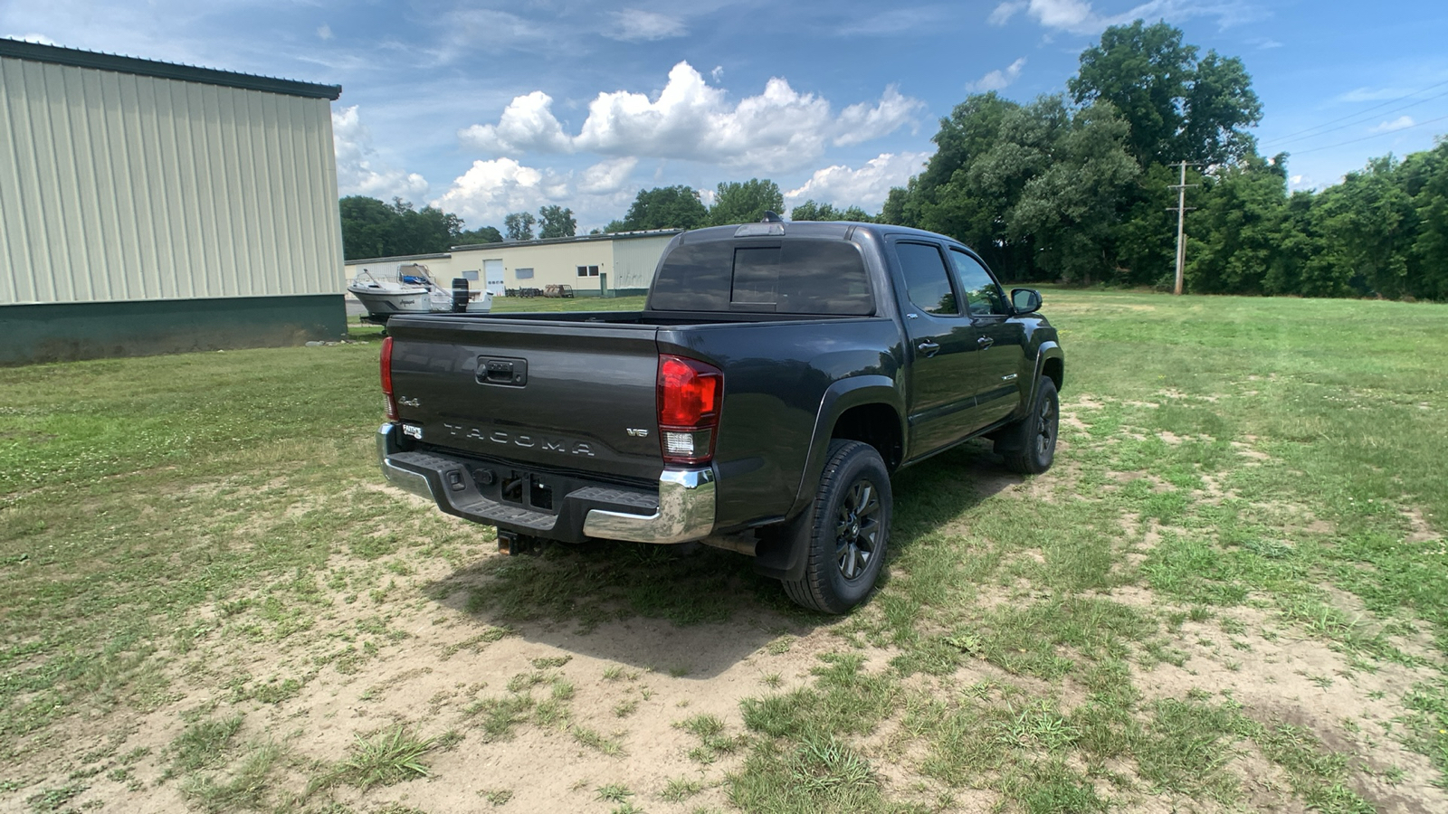 2021 Toyota Tacoma 4WD SR5 3