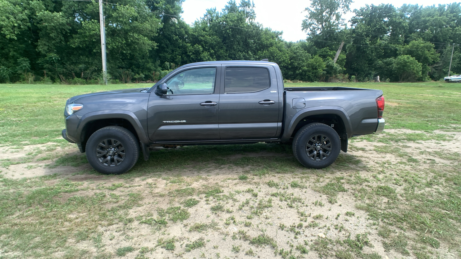 2021 Toyota Tacoma 4WD SR5 6