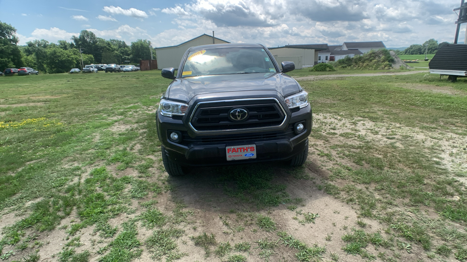 2021 Toyota Tacoma 4WD SR5 8