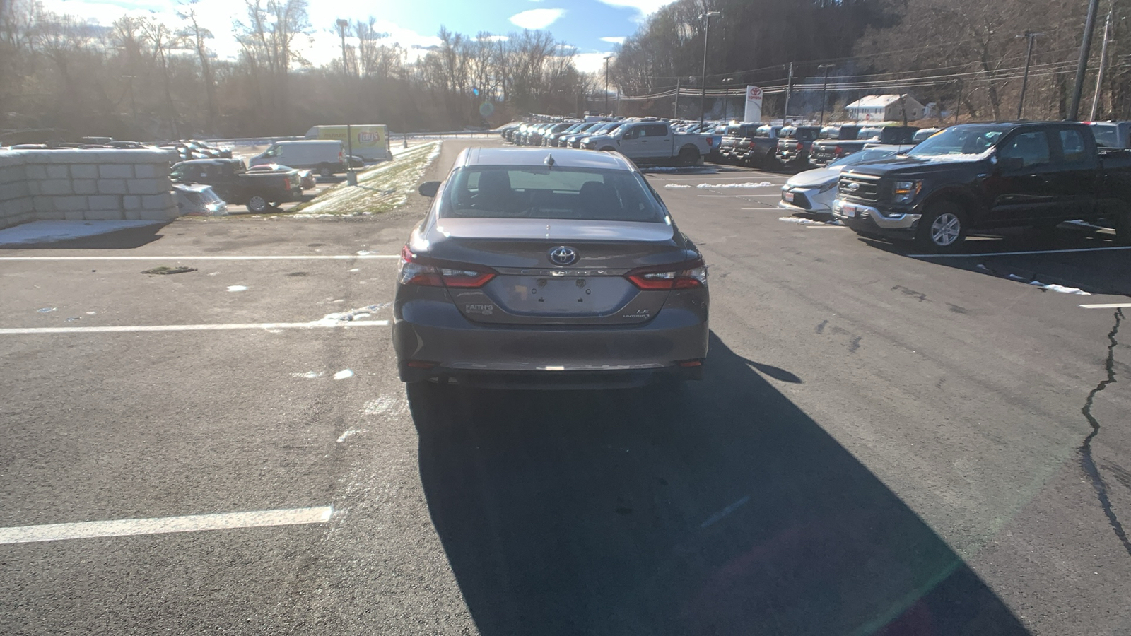 2021 Toyota Camry Hybrid LE 4