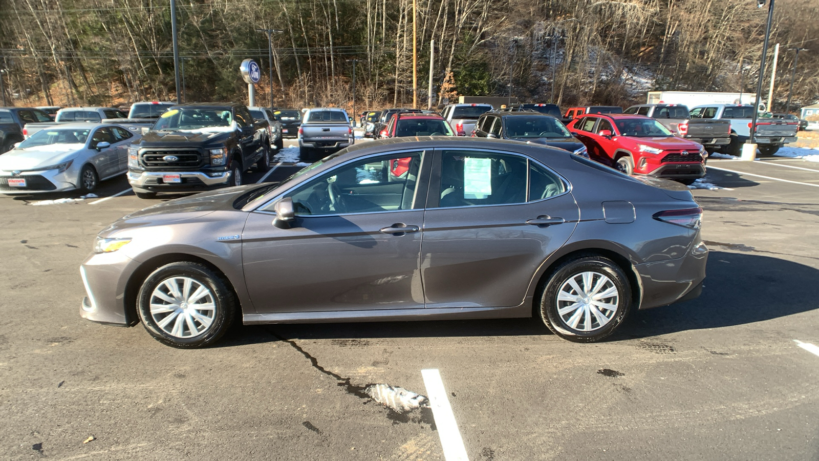 2021 Toyota Camry Hybrid LE 6