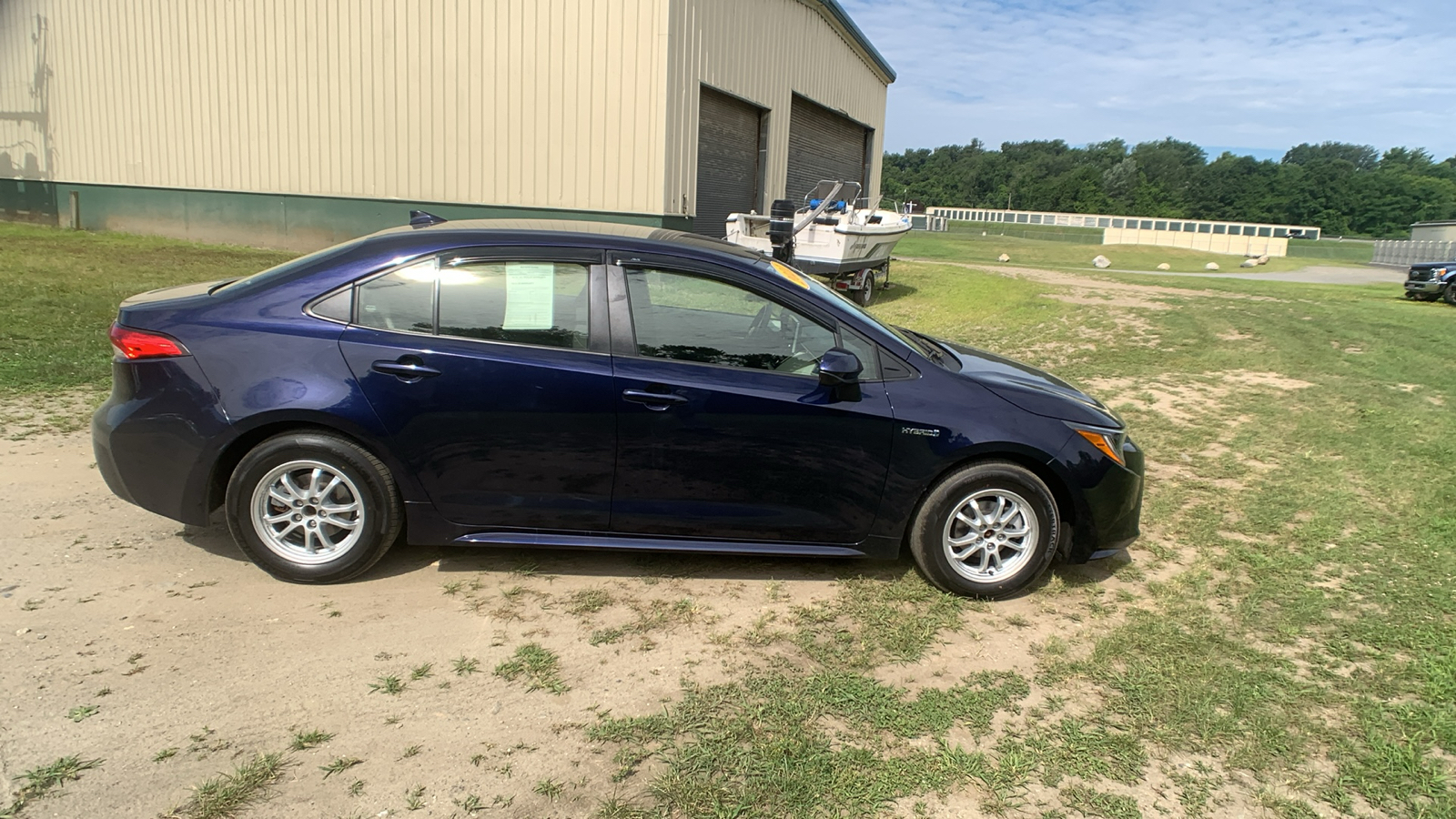 2021 Toyota Corolla Hybrid LE 2