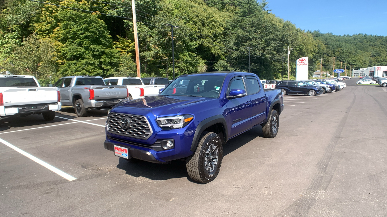 2023 Toyota Tacoma 4WD TRD Off Road 8