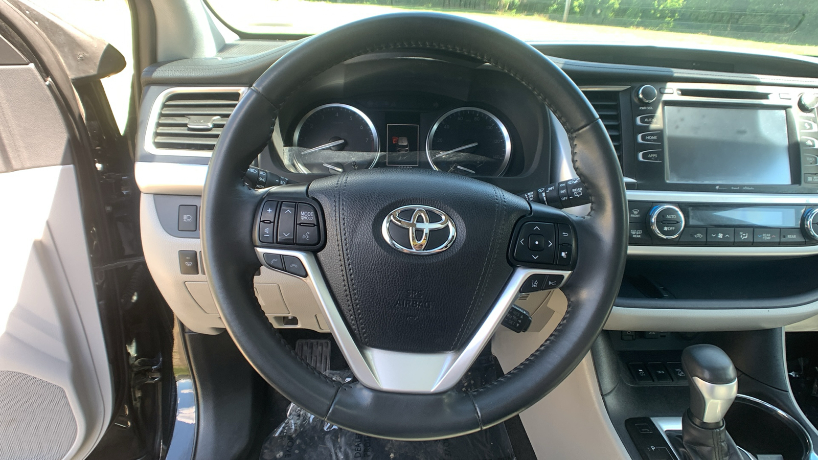 2019 Toyota Highlander XLE 23