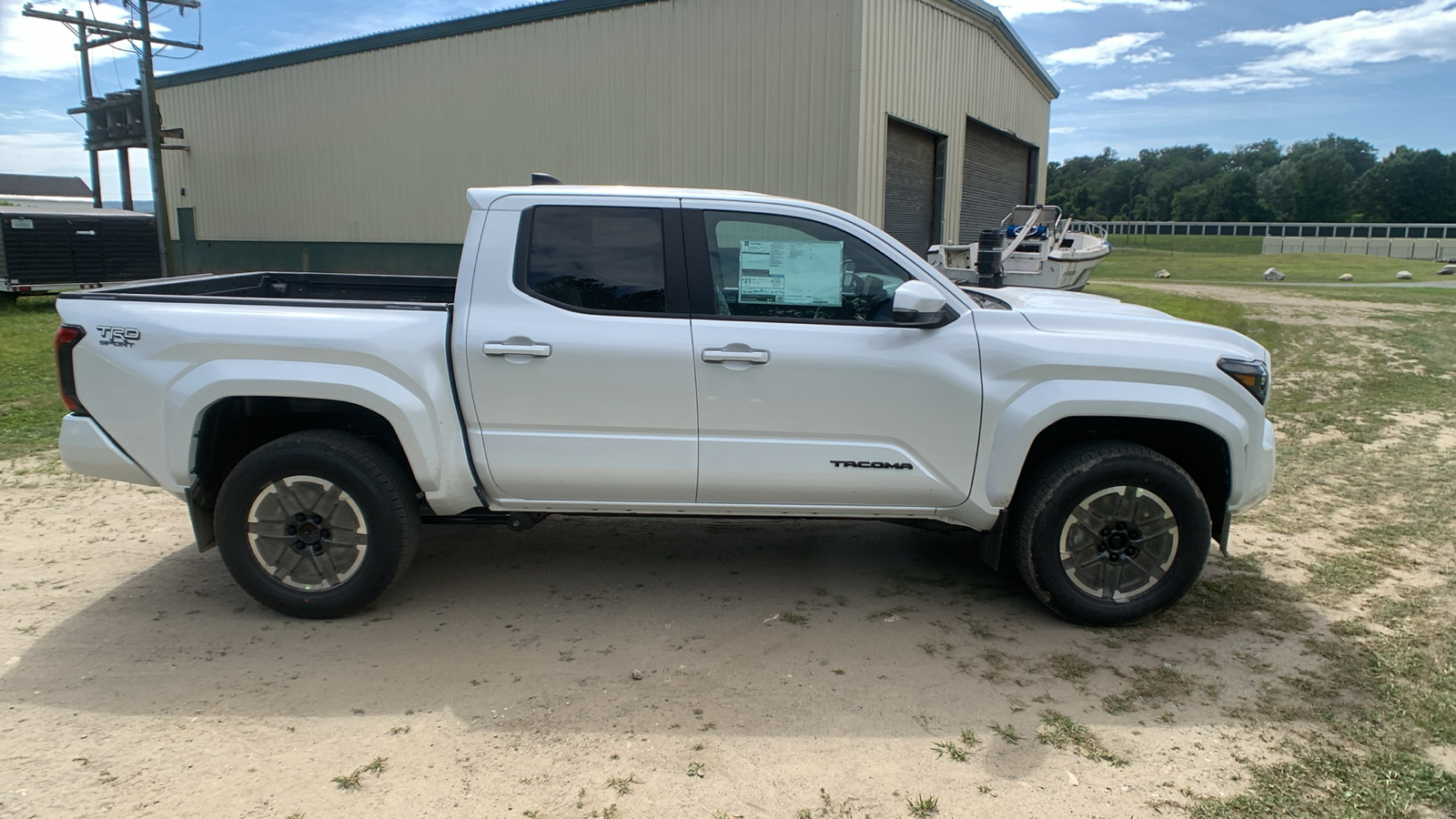 2024 Toyota Tacoma 4WD TRD Sport 2