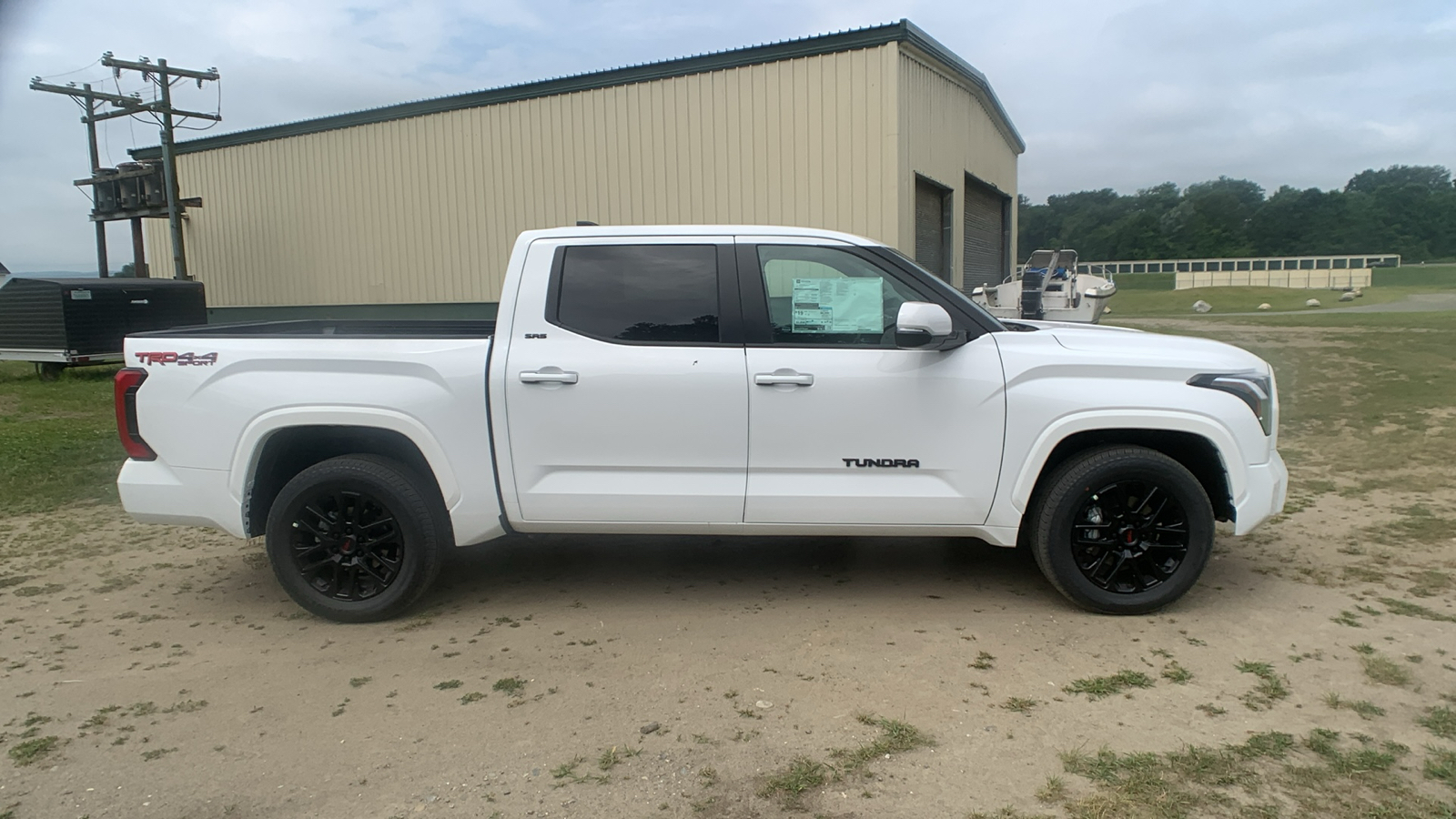 2024 Toyota Tundra 4WD SR5 2