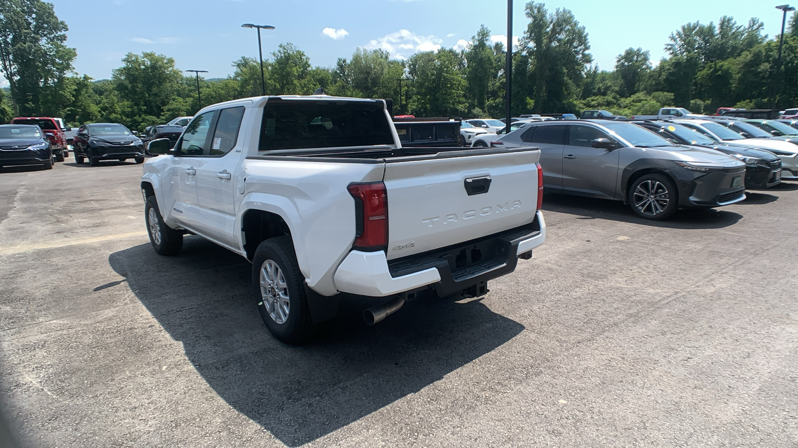 2024 Toyota Tacoma 4WD SR5 5