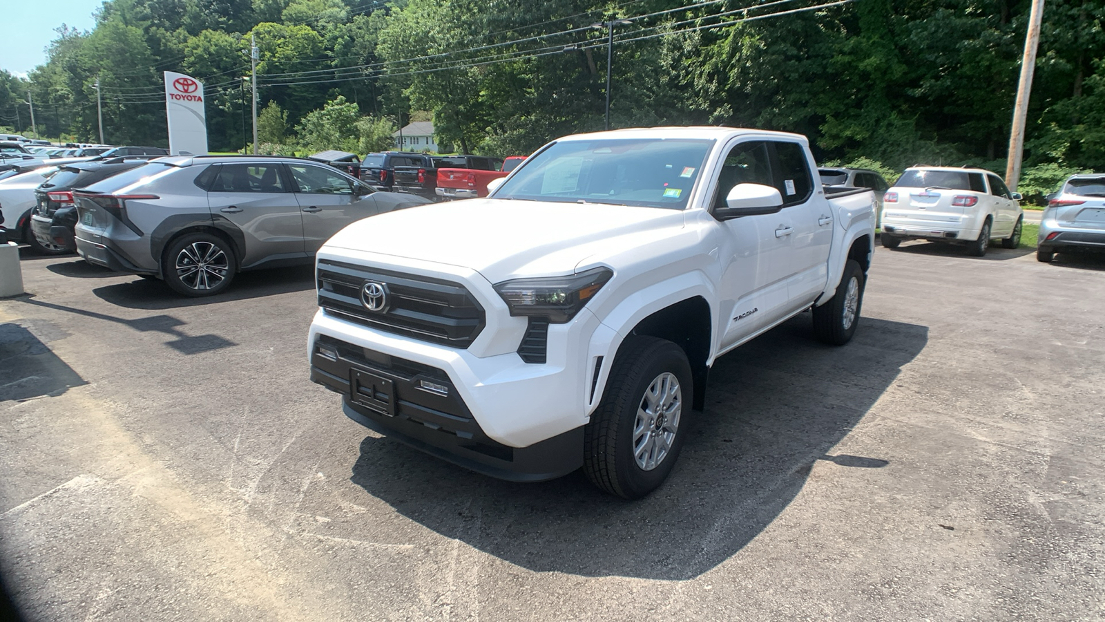 2024 Toyota Tacoma 4WD SR5 7