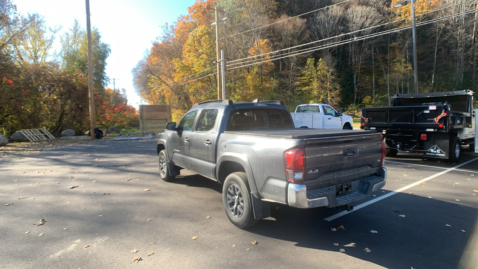 2022 Toyota Tacoma 4WD SR5 6