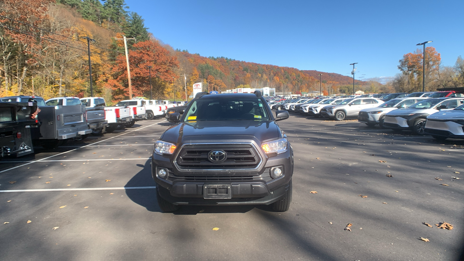 2022 Toyota Tacoma 4WD SR5 9