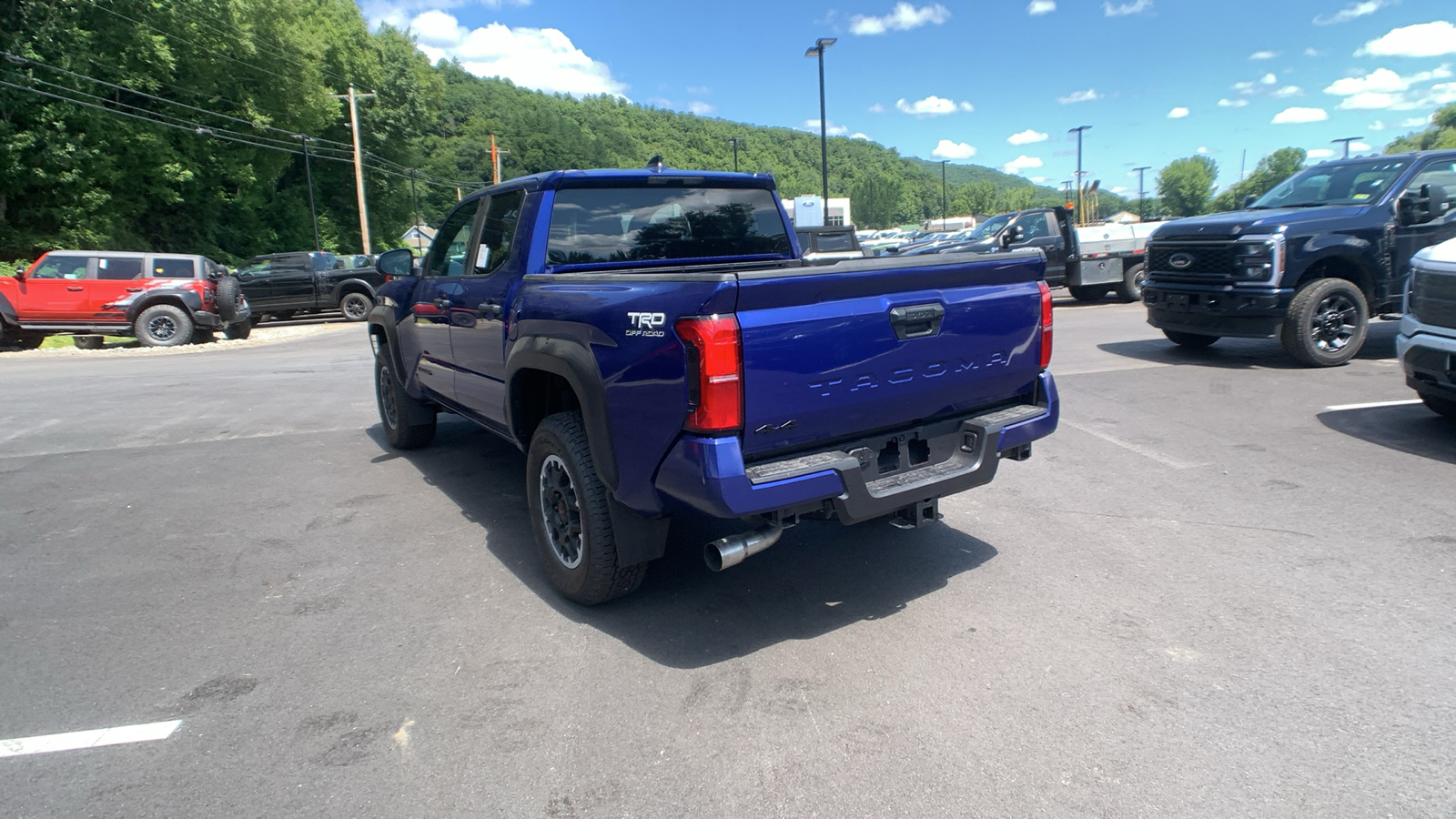 2024 Toyota Tacoma 4WD TRD Off Road 5