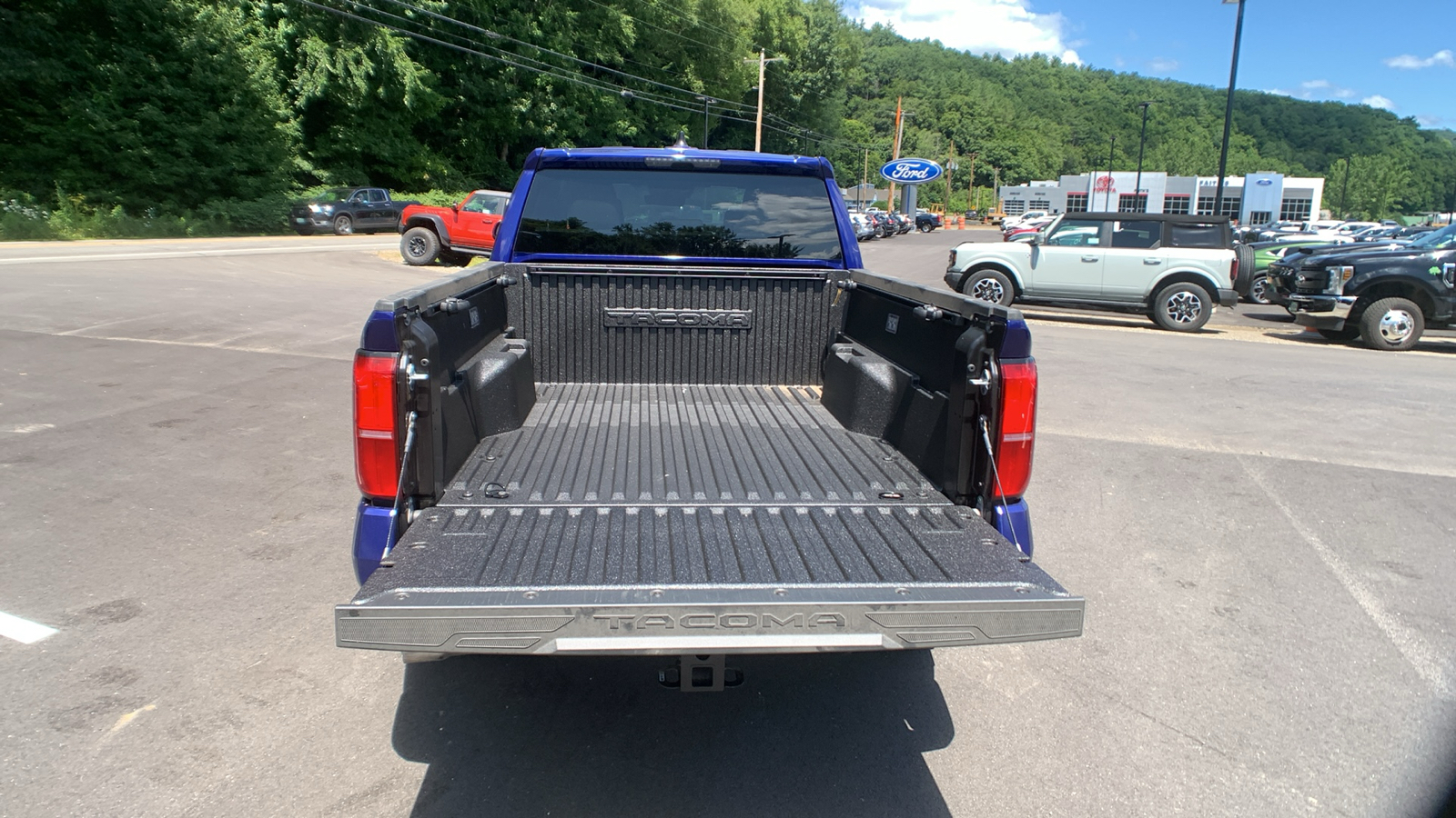 2024 Toyota Tacoma 4WD TRD Off Road 15