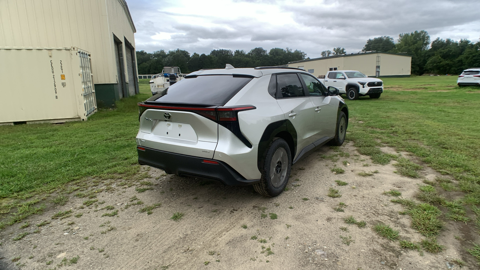 2024 Toyota bZ4X XLE 3