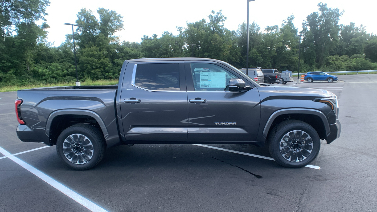 2024 Toyota Tundra 4WD Limited 2