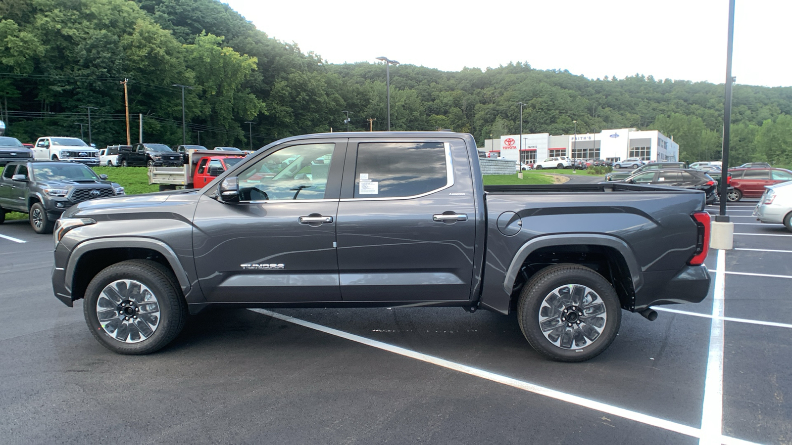 2024 Toyota Tundra 4WD Limited 6