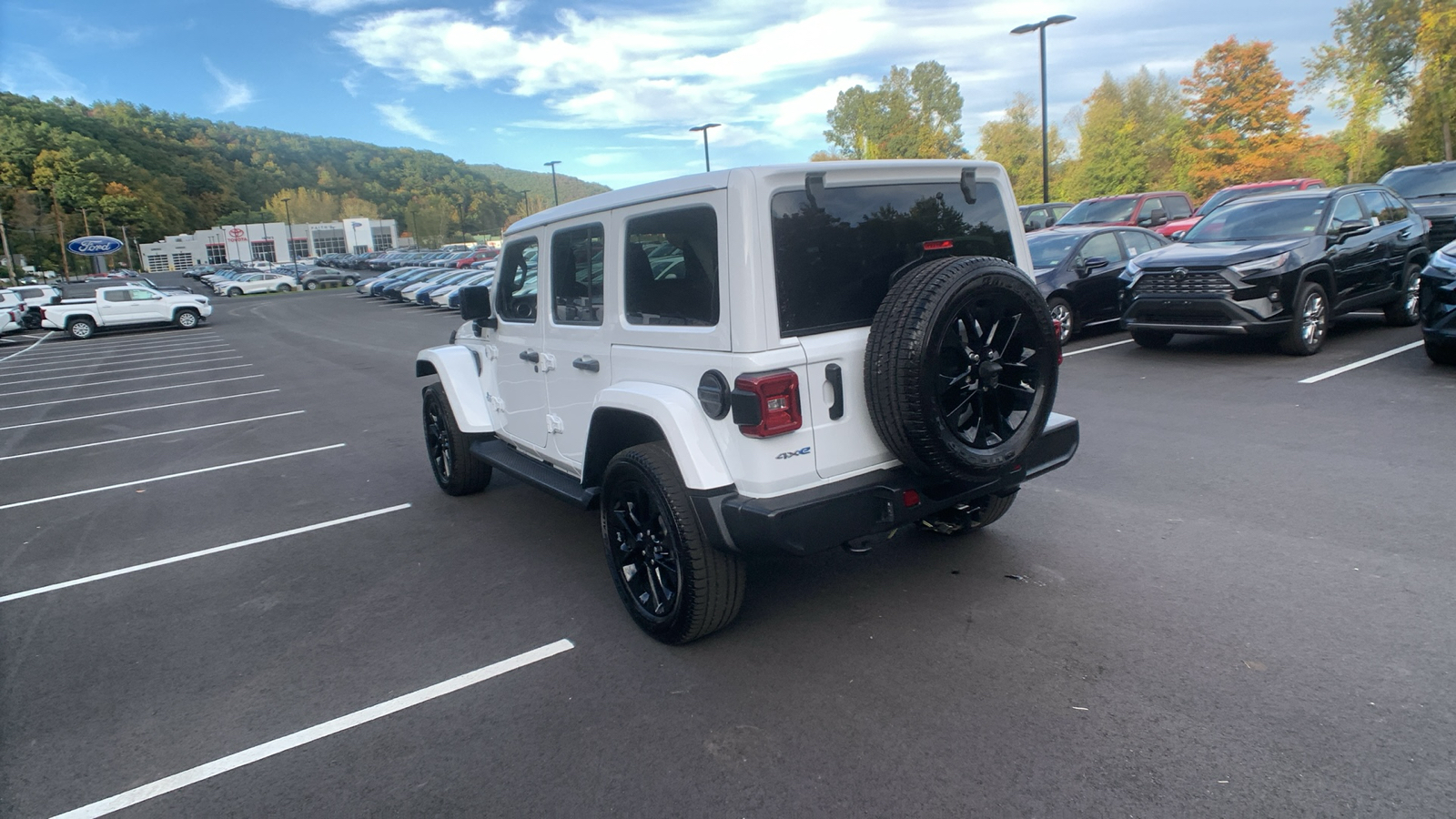 2021 Jeep Wrangler 4xe Unlimited Sahara 5