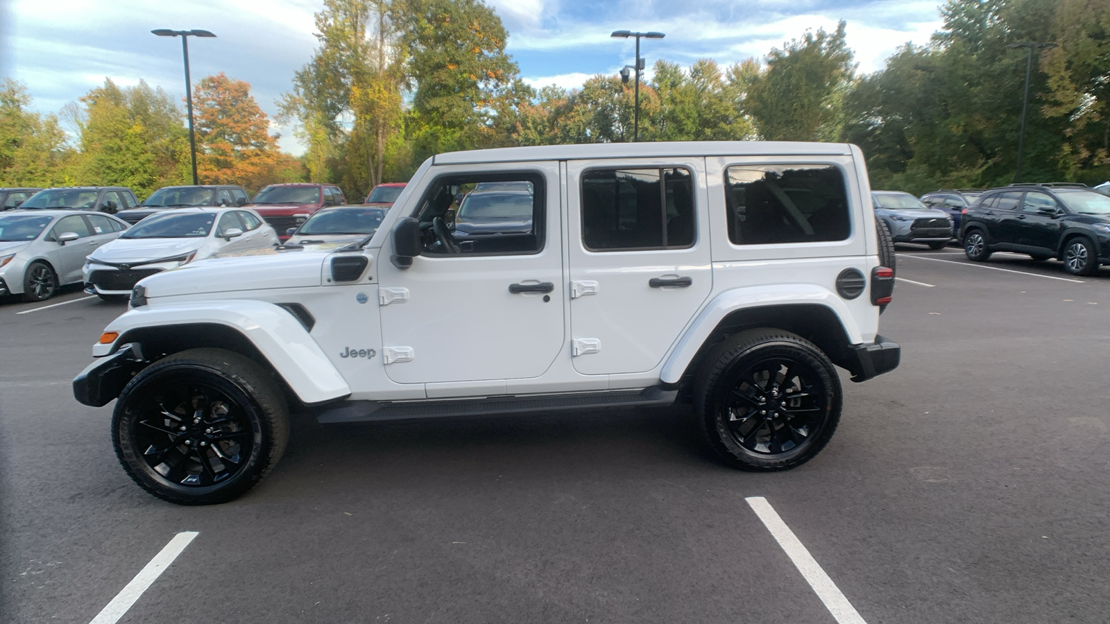 2021 Jeep Wrangler 4xe Unlimited Sahara 6