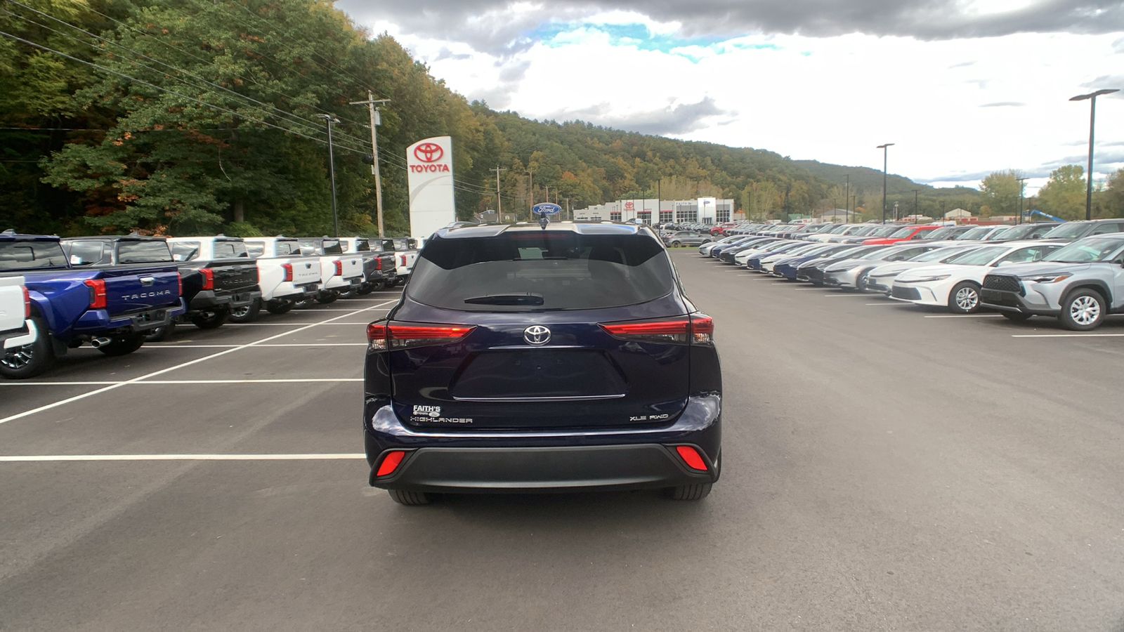 2021 Toyota Highlander XLE 4