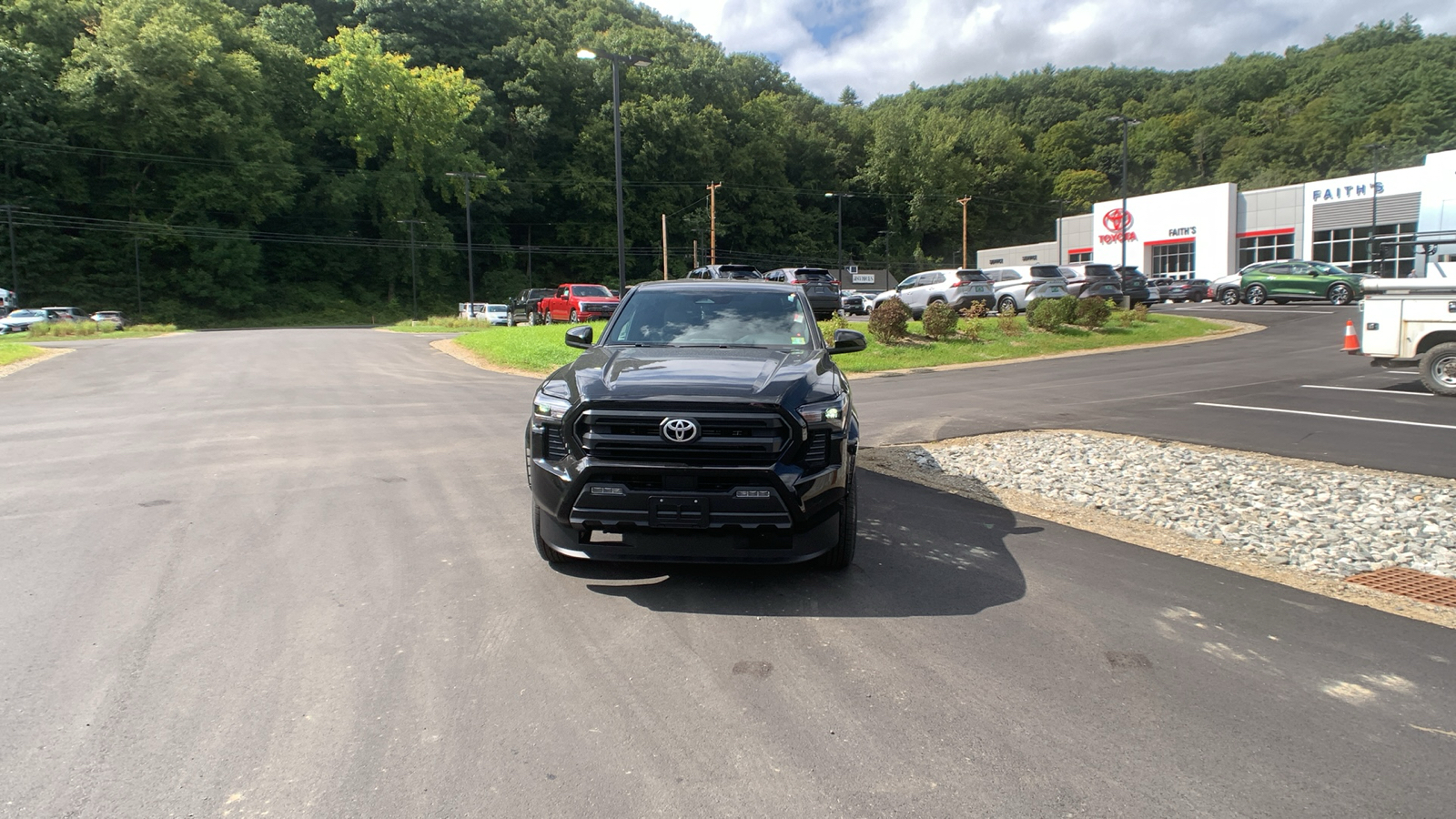 2024 Toyota Tacoma 4WD SR5 9