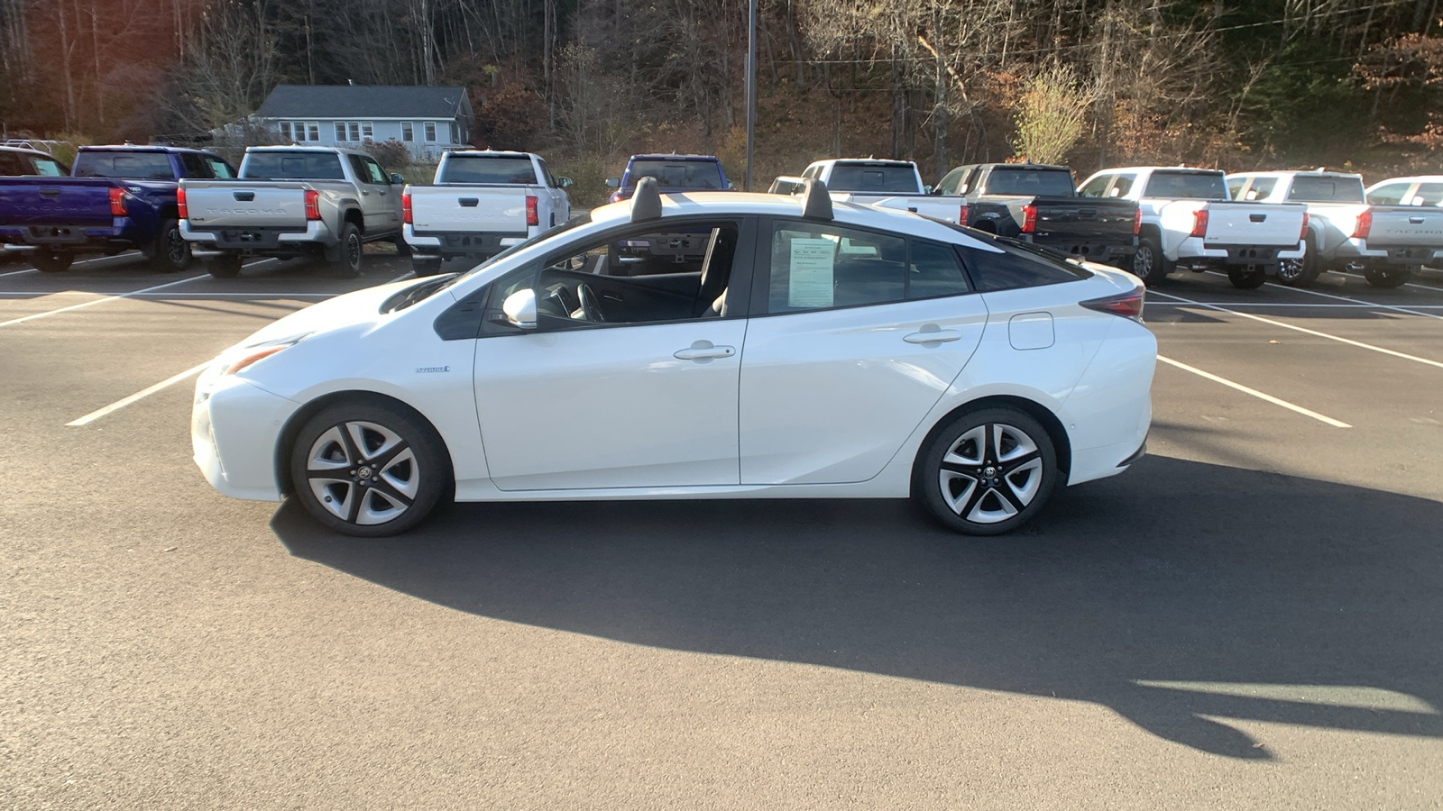 2017 Toyota Prius Three Touring 6