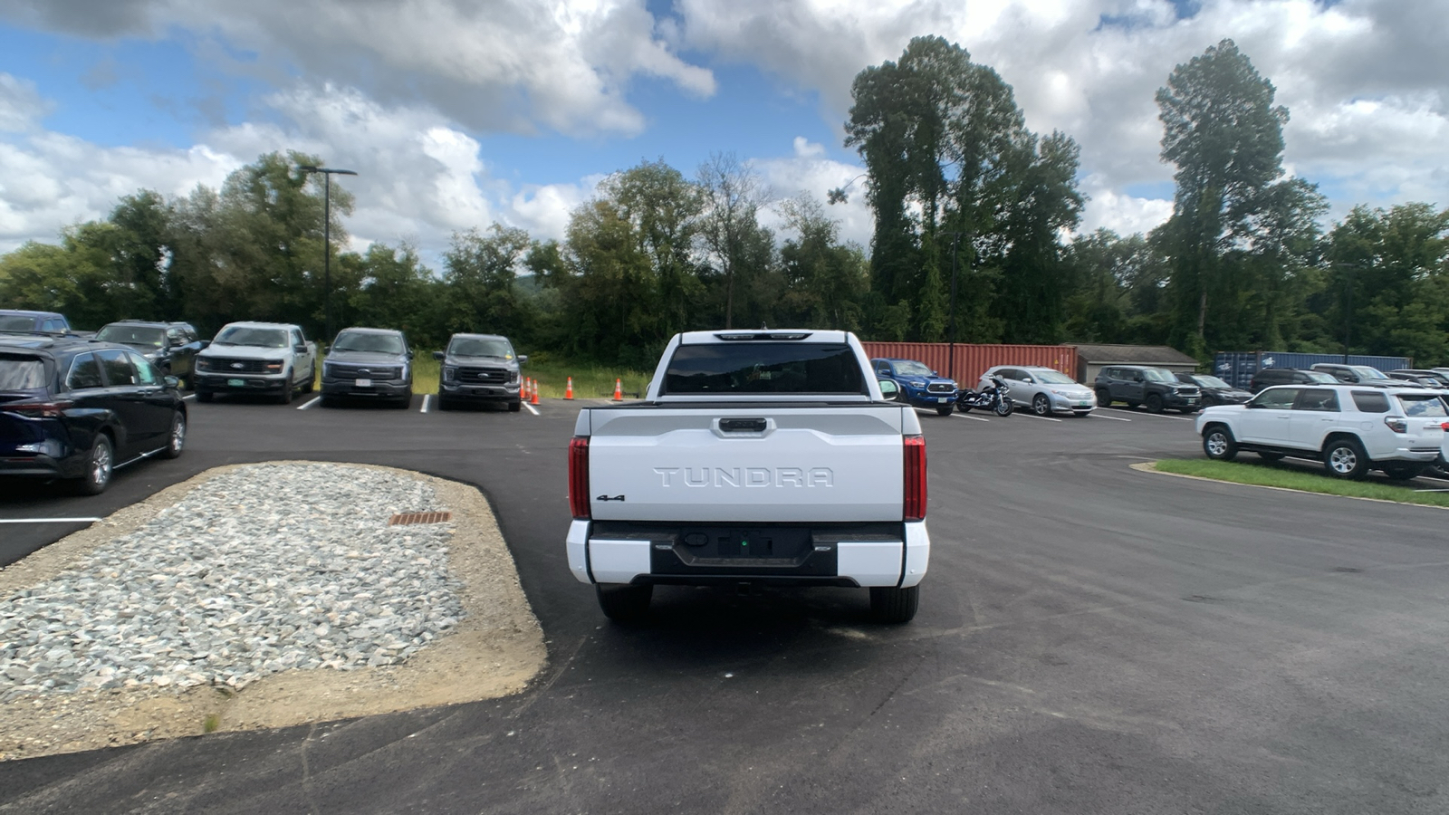 2024 Toyota Tundra 4WD SR5 4