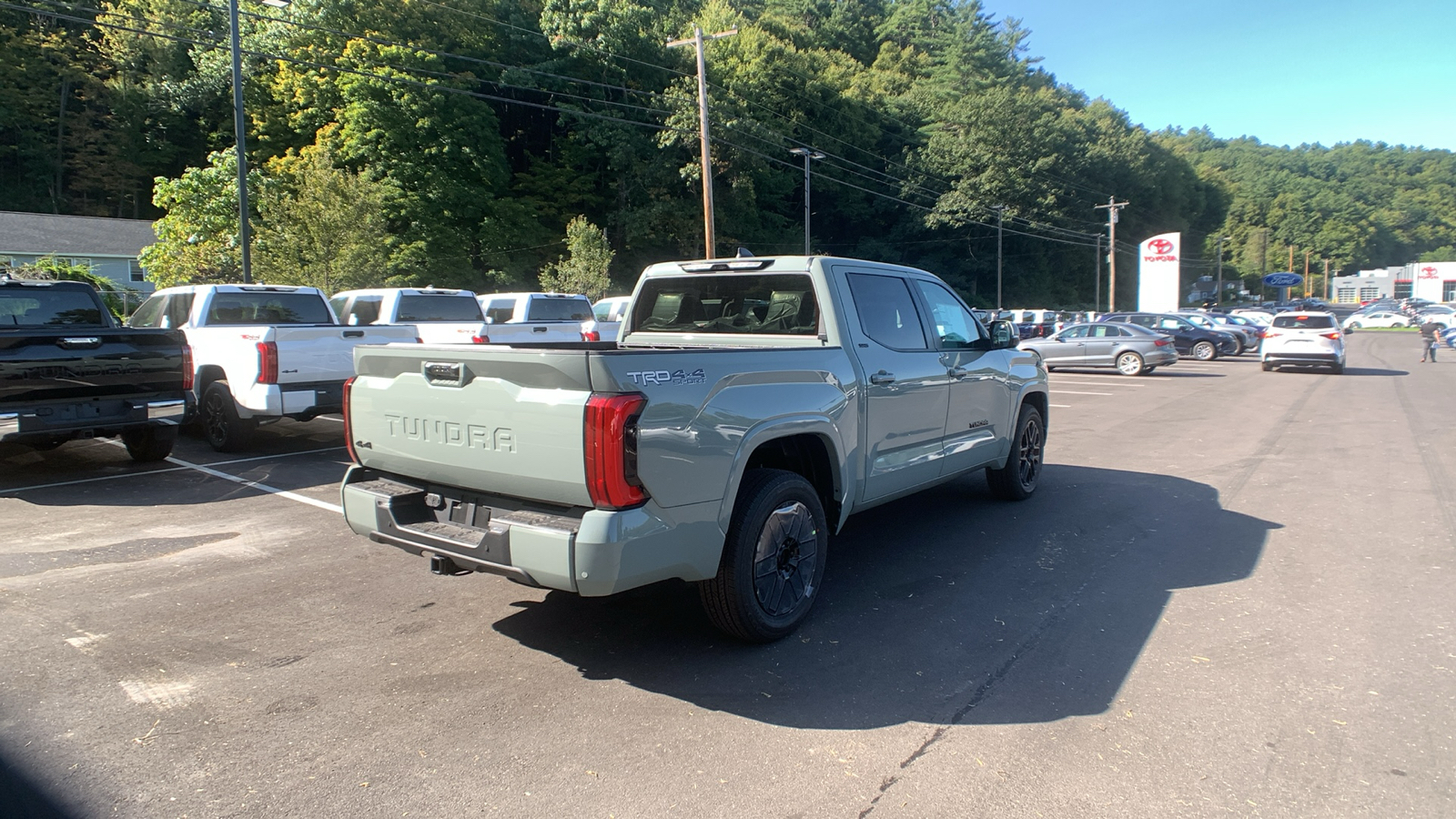 2024 Toyota Tundra 4WD SR5 3